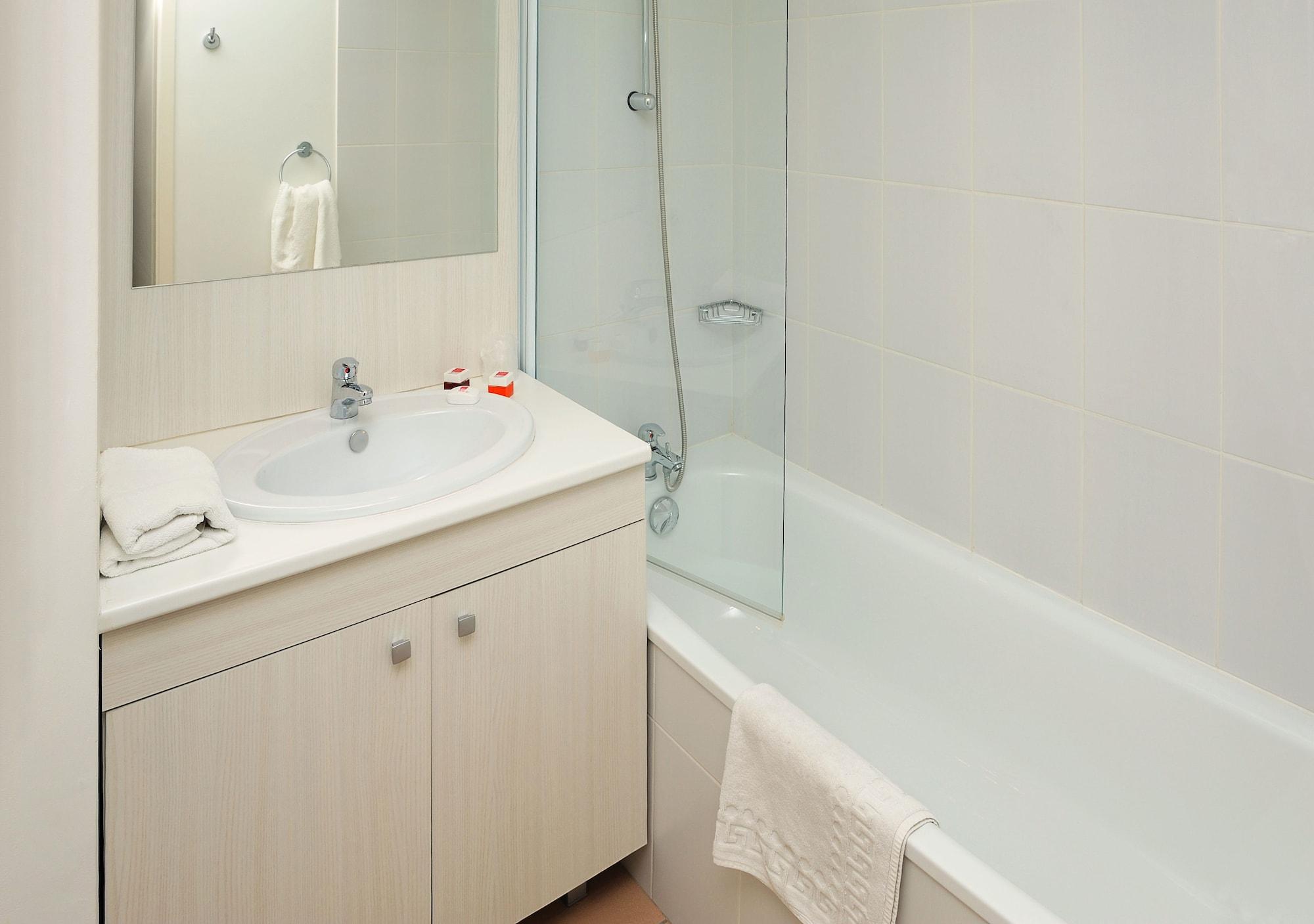 Appart hôtel Séjours&affaires Clairmarais 2*
